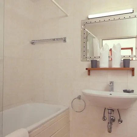 Parkhotel Kirchberg 3*